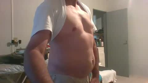 MACHOLIVRE online show from December 14, 3:08 pm