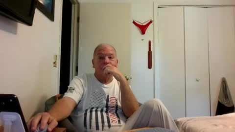 mackdocc001 online show from July 2, 4:02 pm