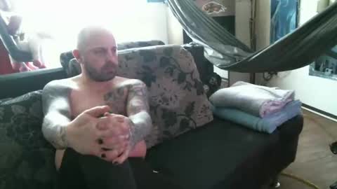 Manuel online show from March 1, 7:31 am