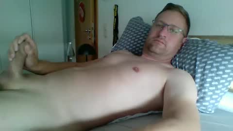 Snapshot of maddin8891 chatting on September 28, 11:19 am Maddin online show from September 28, 11:19 am