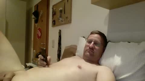 Snapshot of maddin8891 chatting on October 2, 6:12 pm Maddin online show from October 2, 6:12 pm