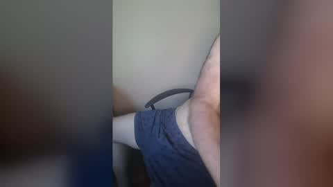 Maddinho2017 online show from April 15, 6:24 am