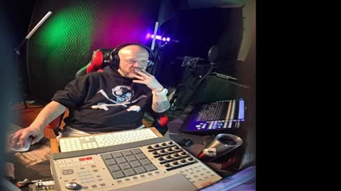 maddox840 online show from March 15, 5:52 pm