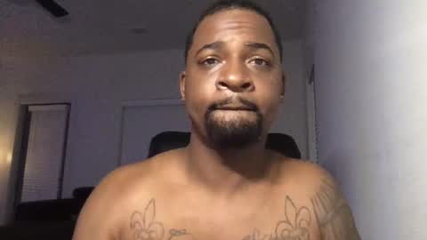 madehersquirt2 online show from November 17, 8:39 am