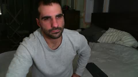 Guigui online show from February 23, 9:39 am