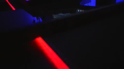 MaduroHot2025 online show from December 22, 5:43 pm