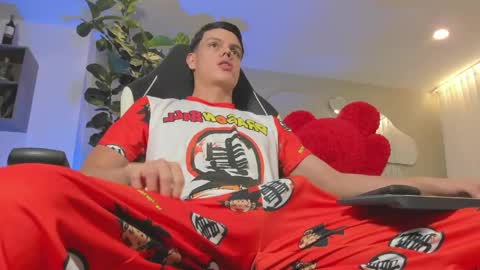 MAICOL  online show from April 22, 11:20 pm