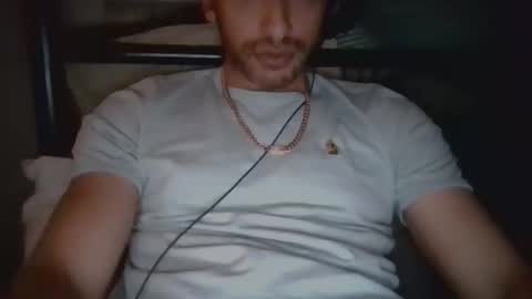 majorb121 online show from December 31, 3:42 pm