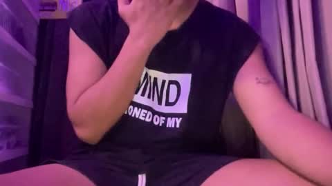 makeyoumineee online show from April 15, 12:16 pm