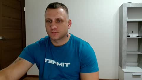 Snapshot of malchyshka chatting on October 20, 9:19 pm malchyshka online show from October 20, 9:19 pm