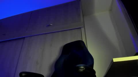 ADAM         online show from November 3, 1:54 am