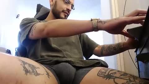malek_xarx online show from July 13, 7:05 pm