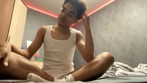 malik_westov online show from October 24, 10:11 pm