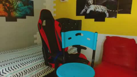 man_san11 online show from October 31, 6:22 pm