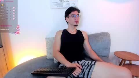 manu online show from April 11, 12:31 pm