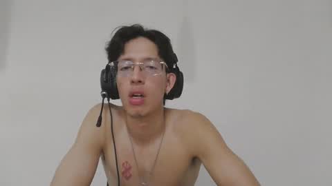 Manuel online show from April 4, 1:35 am