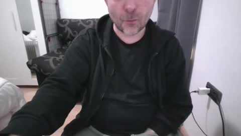 manuserita online show from April 12, 7:37 pm