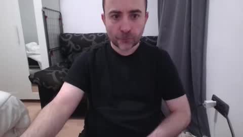 manuserita online show from April 14, 6:29 pm