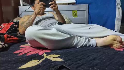 Ernesto online show from April 14, 9:42 am