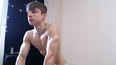 marc_solo online show from March 21, 8:19 am