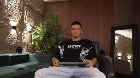 Marco and Ethan online show from July 1, 8:20 pm