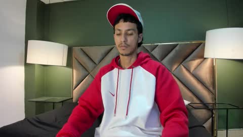 marcus_jeron online show from November 7, 3:54 am