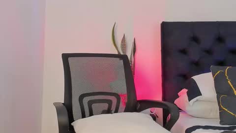 marcus_moreno online show from March 21, 11:09 pm