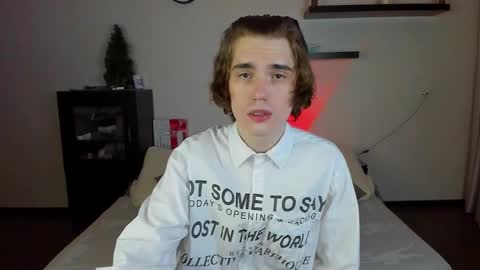 Marcus Jones online show from December 17, 10:11 pm