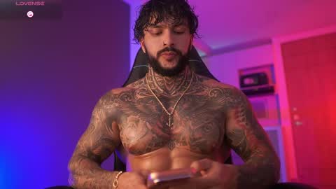 Mariano Costa online show from November 20, 1:49 am