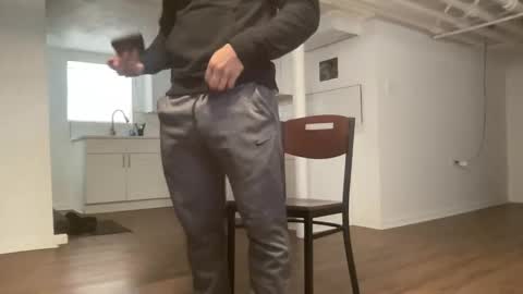 Z online show from December 4, 4:25 pm