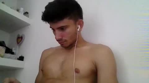 mariobrosss517470 online show from February 11, 5:29 pm