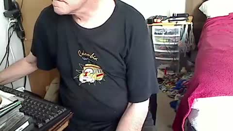 MarioDavidAndybros online show from October 5, 7:40 pm