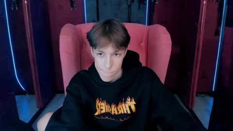 Mark online show from November 7, 3:15 pm