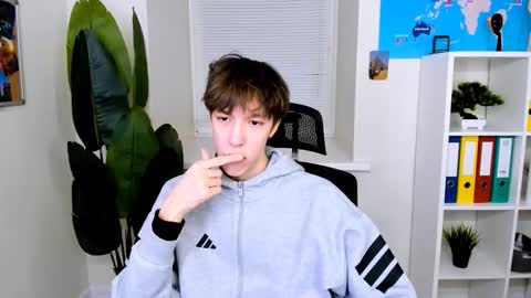 Mark online show from February 8, 2:43 pm