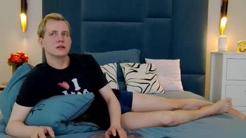 Mark online show from March 28, 10:21 pm