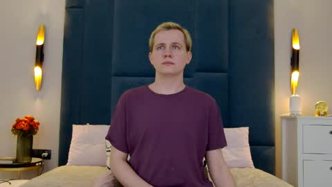 Mark online show from March 27, 10:11 pm