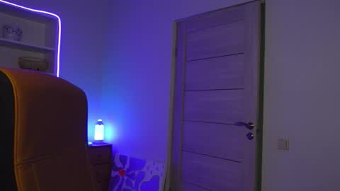 MARK KARSON online show from February 25, 5:47 pm