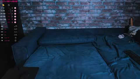 Mark online show from April 8, 4:57 am