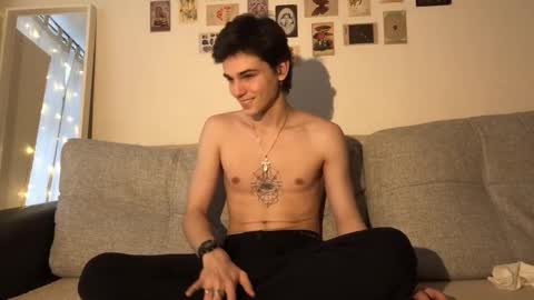 Mark online show from October 28, 1:02 pm