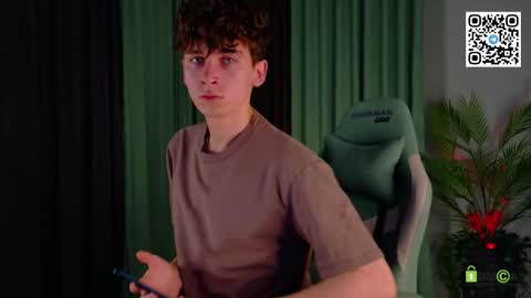 Mark online show from March 2, 9:22 pm