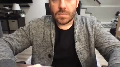 JustHereToBeSeen online show from January 21, 4:01 pm