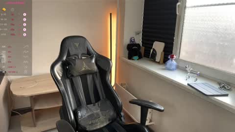 Mark online show from April 16, 3:17 am