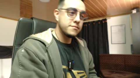 Mark Switch online show from April 10, 5:31 pm