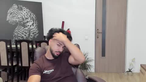 Tison online show from November 17, 3:37 pm