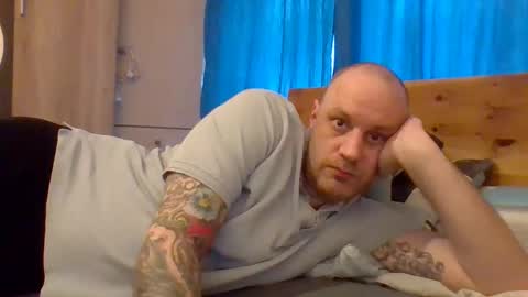 markus_7 online show from April 2, 2:47 pm