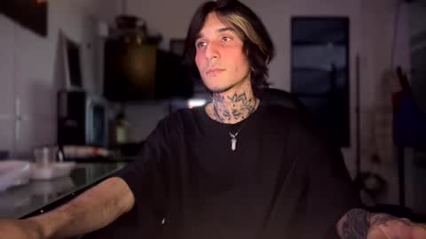   online show from December 23, 7:17 am