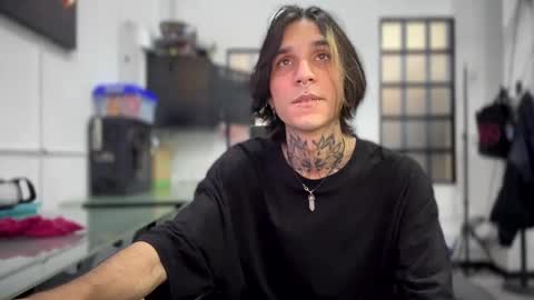   online show from December 26, 8:32 pm