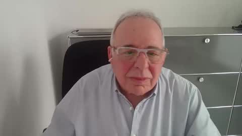 martin_1947 online show from May 31, 5:23 pm
