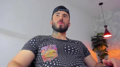 Martin Foster online show from April 11, 6:42 am