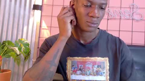 Snapshot of martin_killer chatting on October 10, 1:32 am Martin online show from October 10, 1:32 am